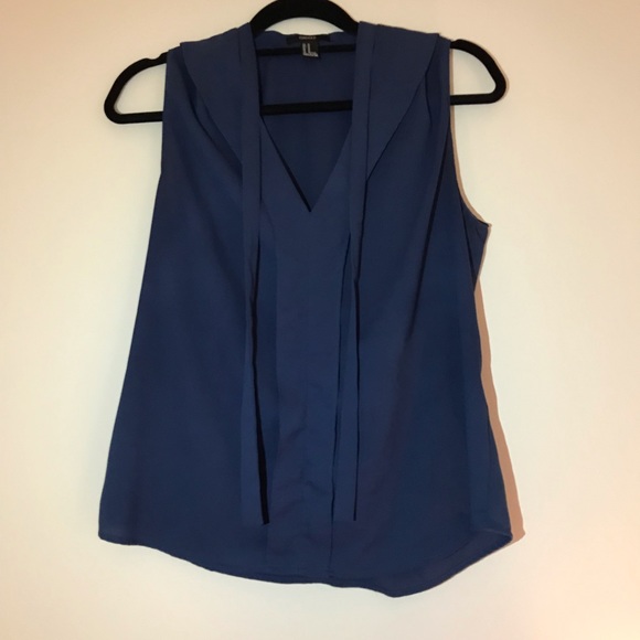 Forever 21 Tops - Forever 21 Blue Blouse, Medium, Excellent Condit.